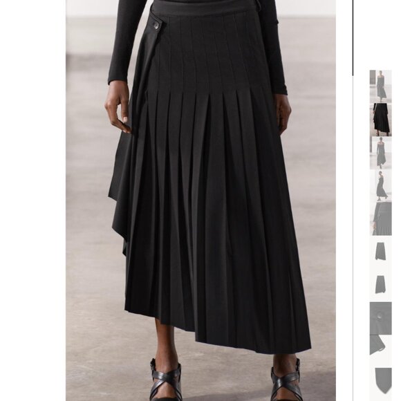 NWT ZARA PLEATED SKIRT ZW COLLECTION BLACK - Picture 2 of 10